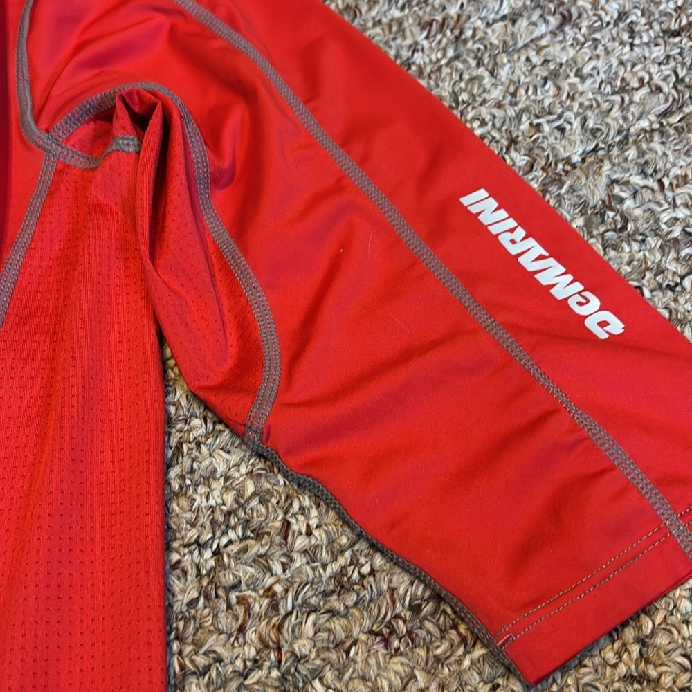 Demarini Men’s Medium 3/4 sleeve shirt Layering Baseball - Picture 2 of 4